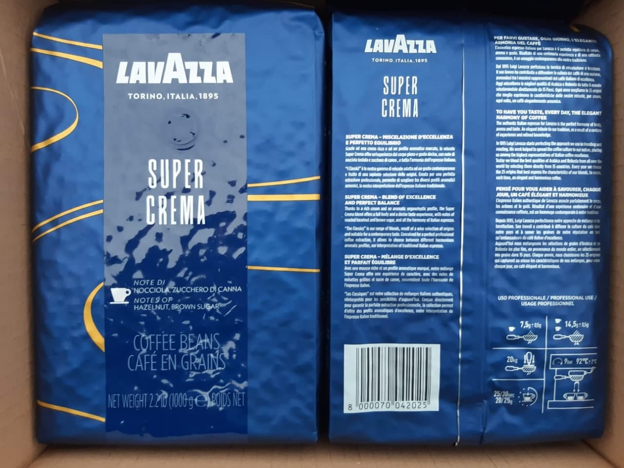 Pupiņu kafija "LAVAZZA" Classic Collection Super Crema